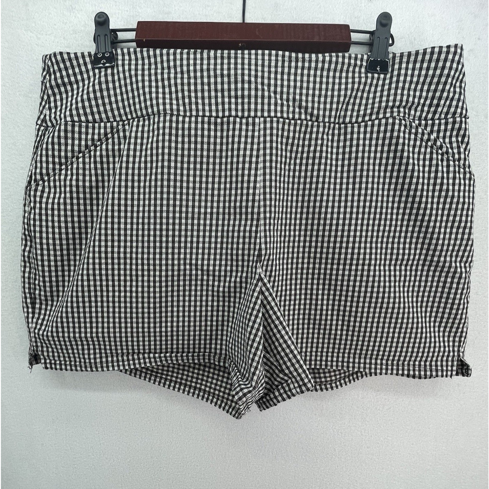 Gingham Shorts Size 18 Women Versona Black White Stretch Cottagecore